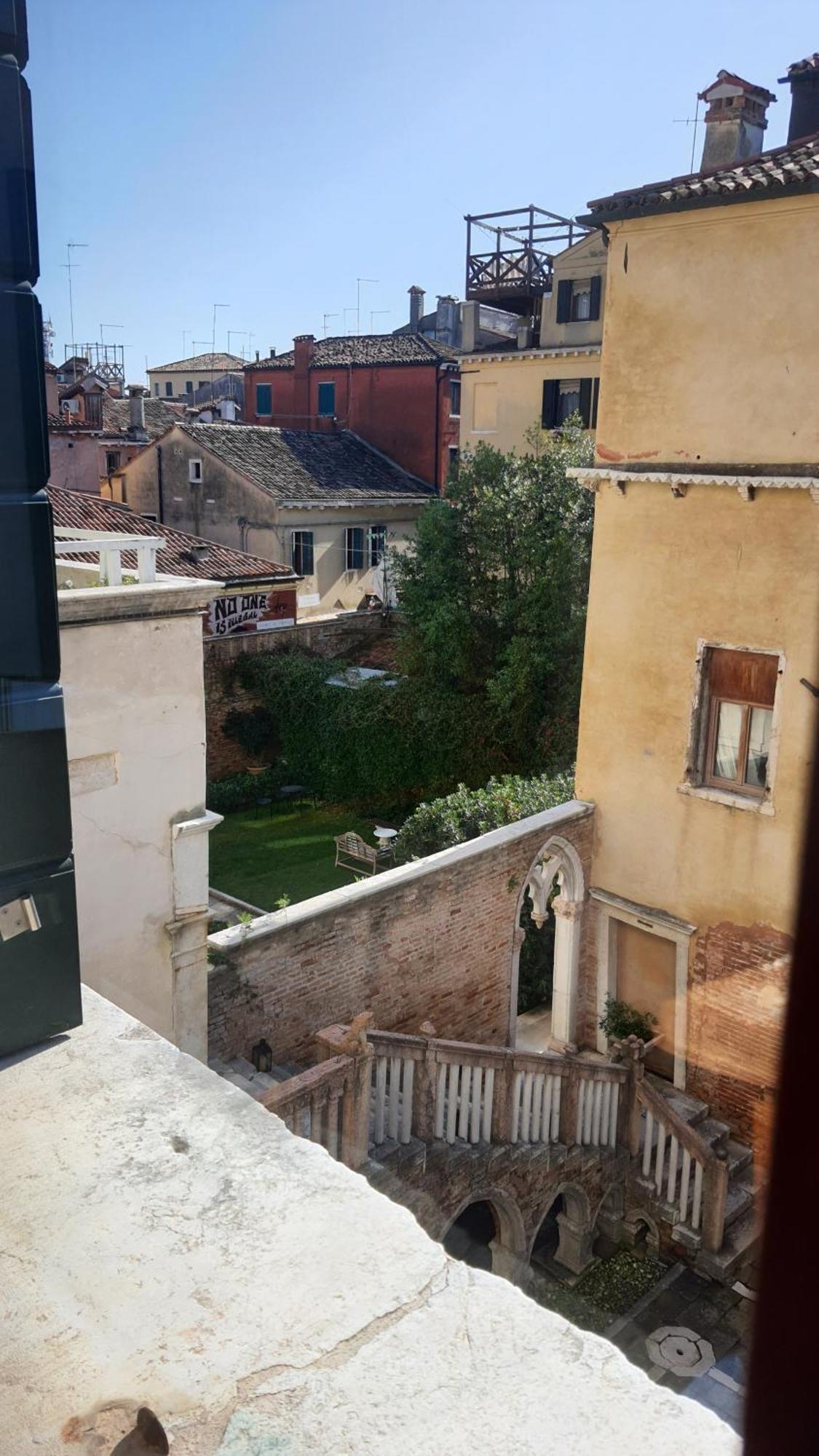 Appart hôtel Palazzo Contarini Della Porta Di Ferro Venise