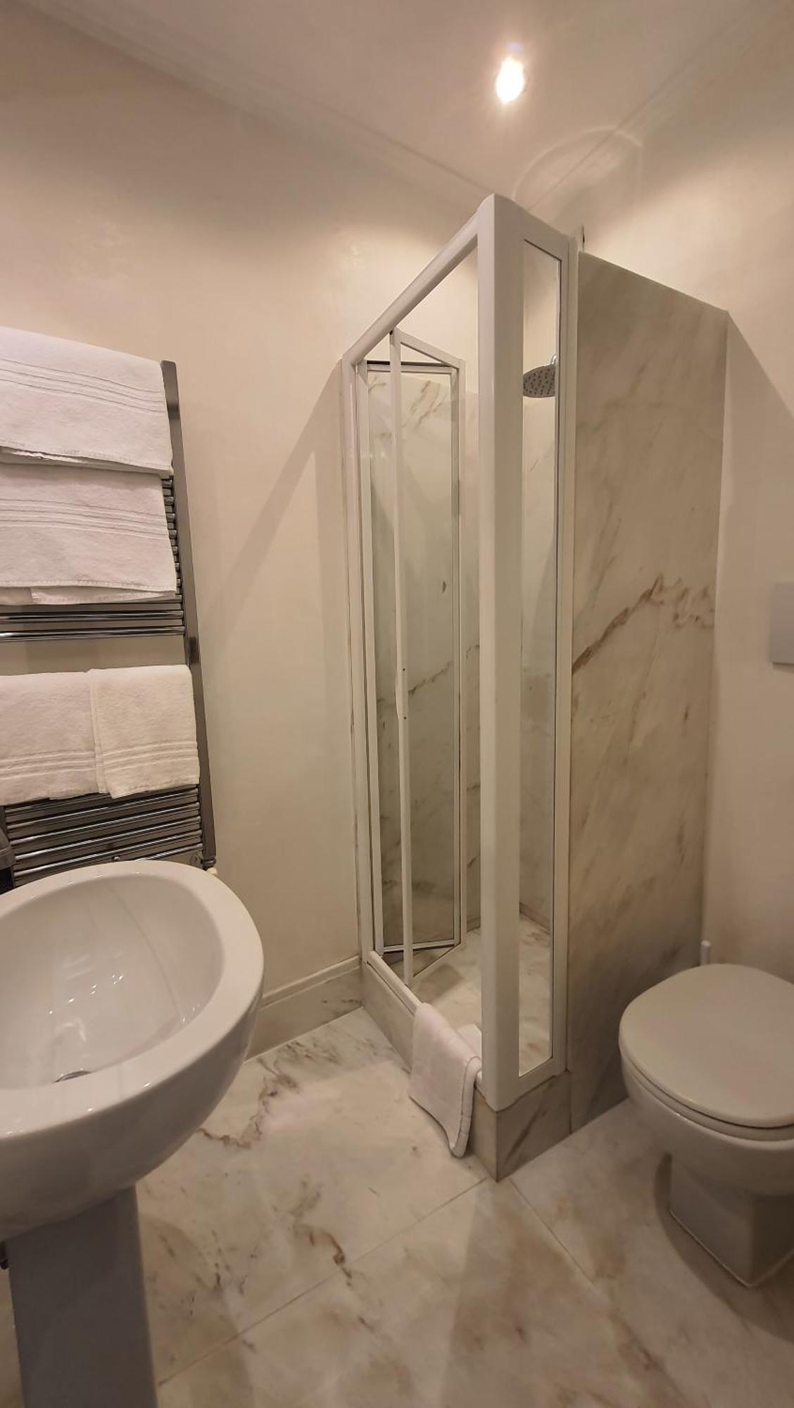 Palazzo Contarini Della Porta Di Ferro Aparthotel Venezia
